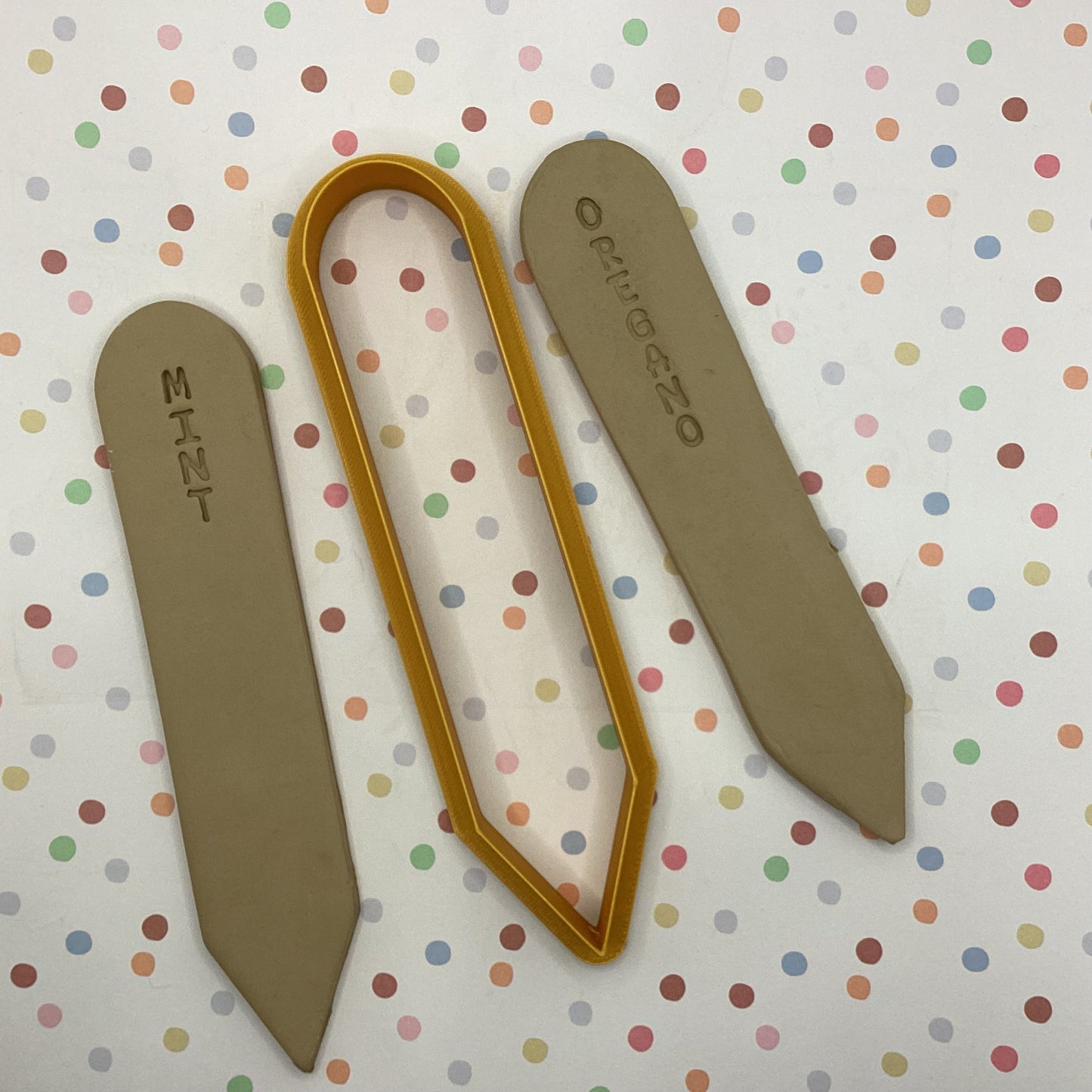 Herb / plant marker cutter