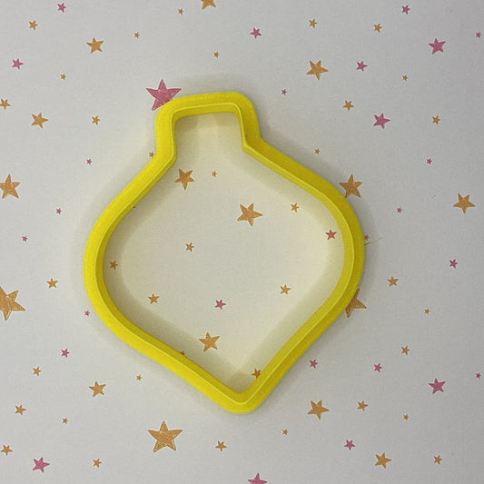 Tear drop bauble cutter